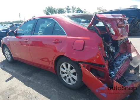 2007 Toyota Camry Hybrid z USA, uszkodzony, nr VIN 4T1BB46K77U005021